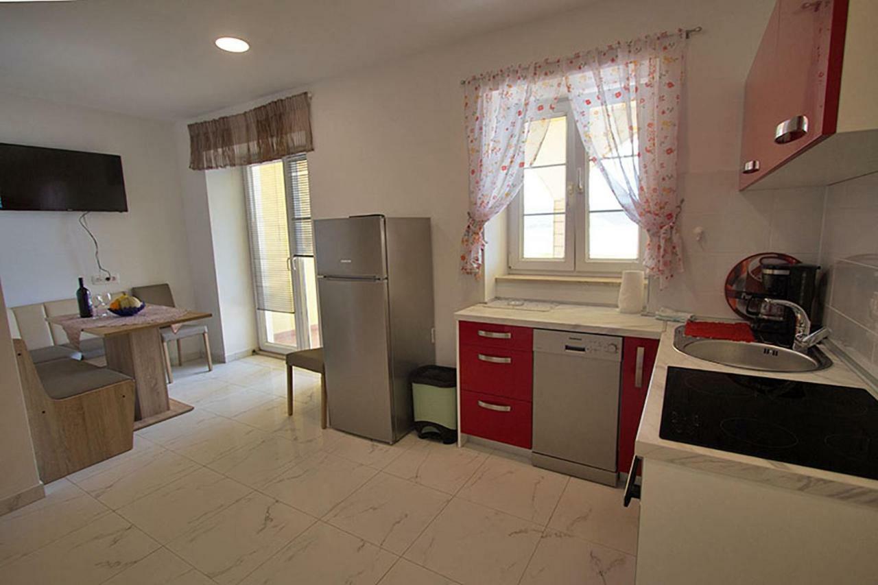 Apartment Carlitos Karlobag Εξωτερικό φωτογραφία
